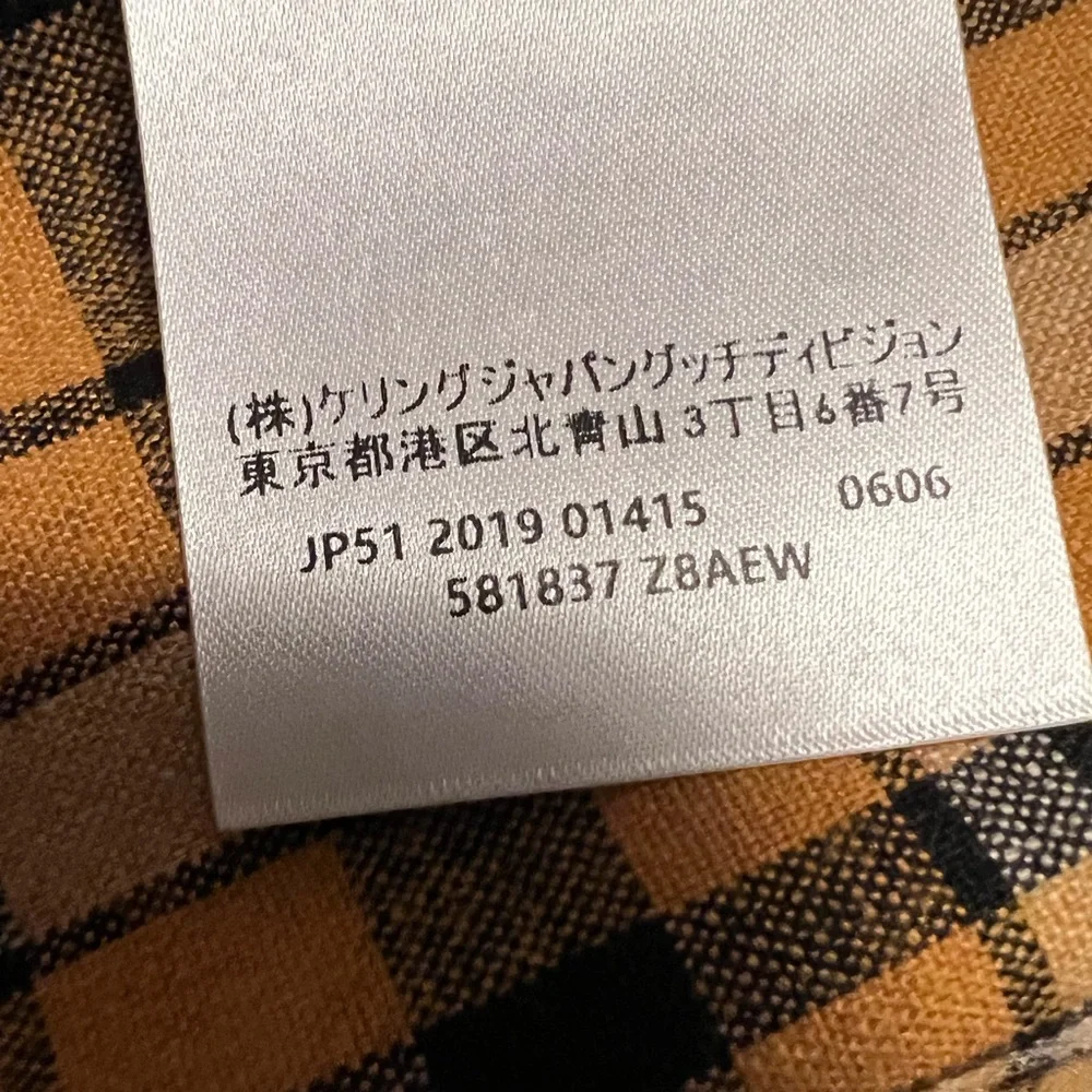 Gucci Gabardine coat with cape Brand new with retail store tag - Picture 4 of 6